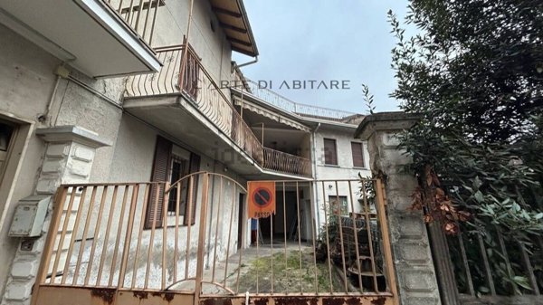 casa indipendente in vendita ad Origgio