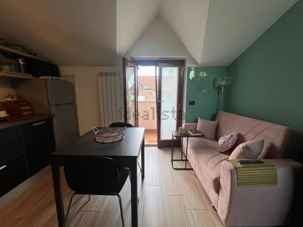 appartamento in vendita ad Origgio in zona Cascina Muschiona