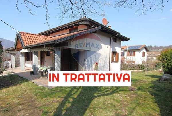 casa indipendente in vendita ad Orino