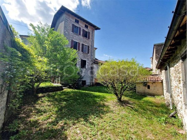 casa indipendente in vendita ad Orino