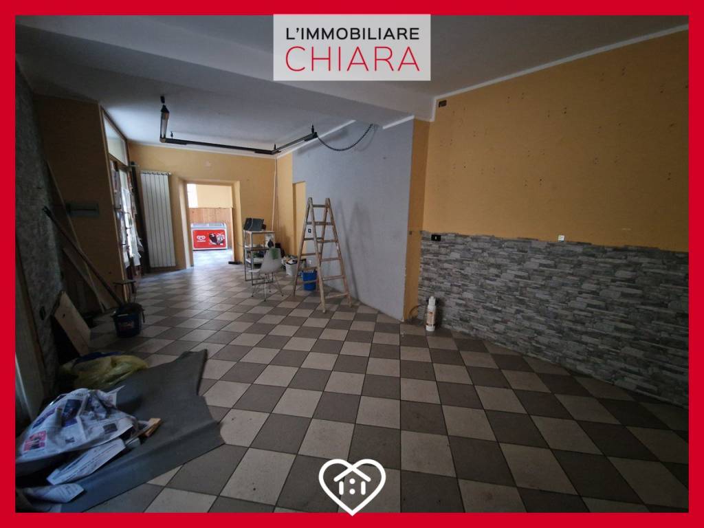 negozio in vendita ad Orino