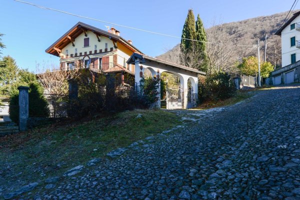 casa indipendente in vendita ad Orino