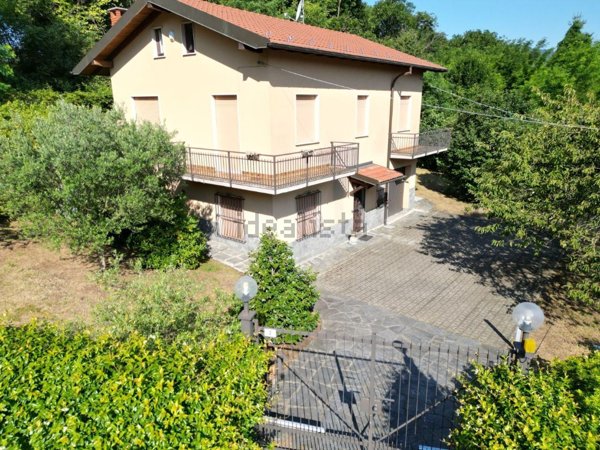 casa indipendente in vendita ad Orino