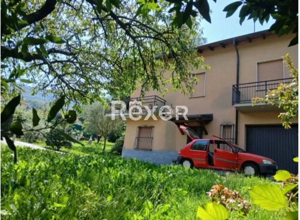 casa indipendente in vendita ad Orino