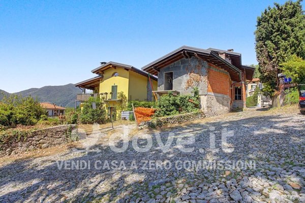 casa indipendente in vendita ad Orino