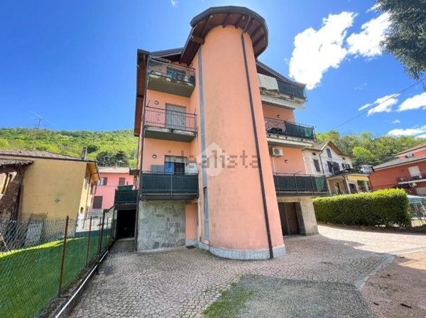 appartamento in vendita a Porto Ceresio