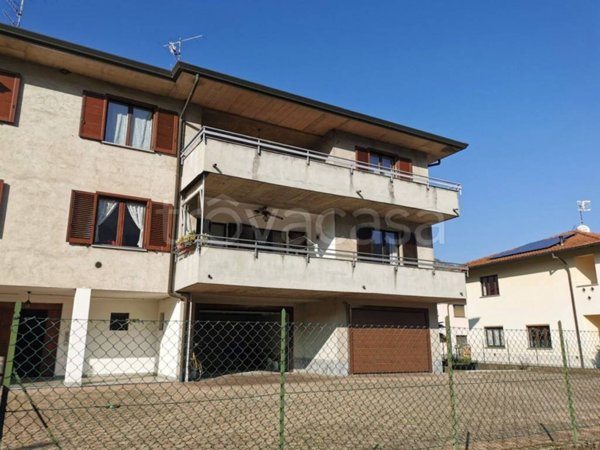 appartamento in vendita a Porto Ceresio