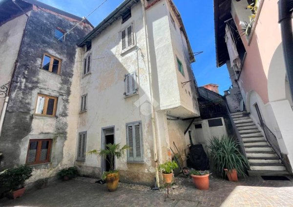 appartamento in vendita a Porto Ceresio