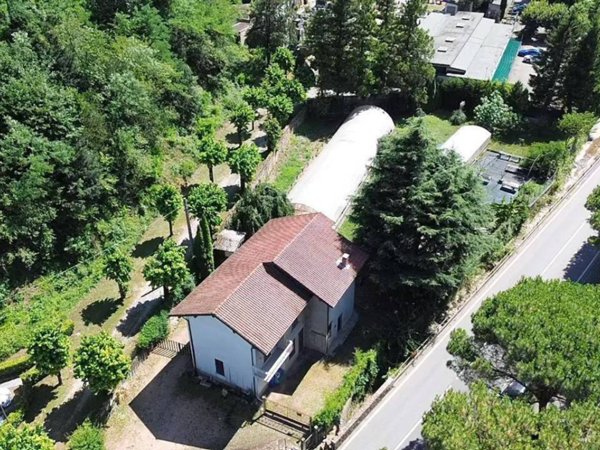 casa indipendente in vendita a Porto Ceresio