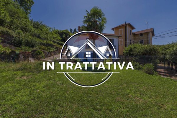casa indipendente in vendita a Porto Ceresio