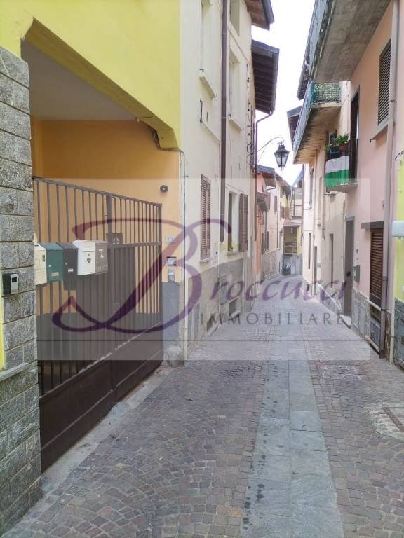 appartamento in vendita a Porto Ceresio