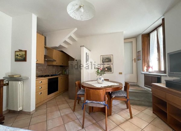 appartamento in vendita a Porto Ceresio