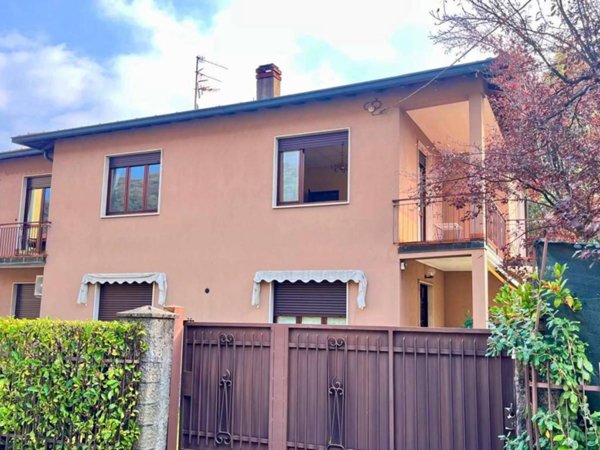 appartamento in vendita a Porto Ceresio