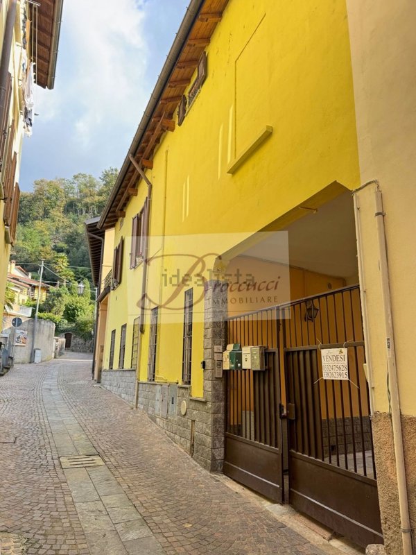 appartamento in vendita a Porto Ceresio