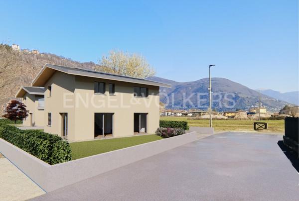 casa indipendente in vendita a Porto Ceresio