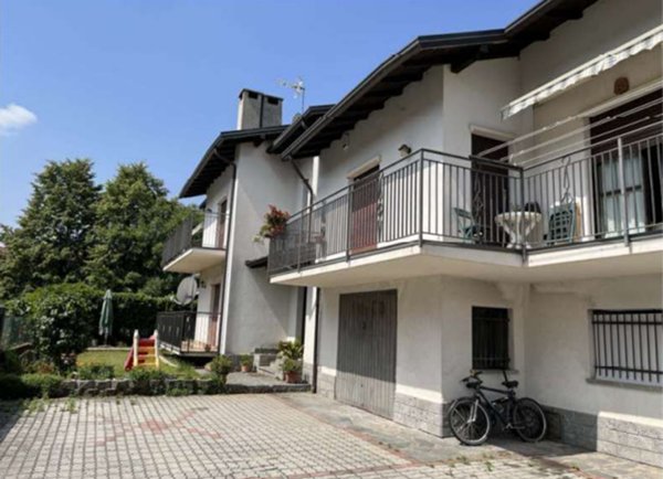 appartamento in vendita a Porto Ceresio