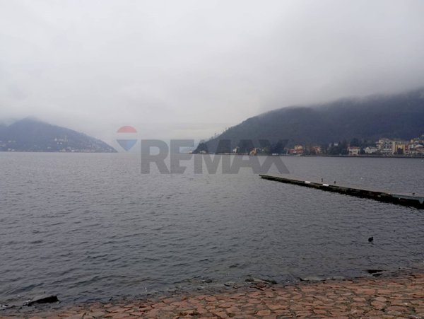 negozio in vendita a Porto Ceresio