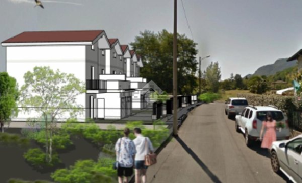 casa indipendente in vendita a Porto Ceresio