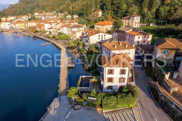 casa indipendente in vendita a Porto Ceresio