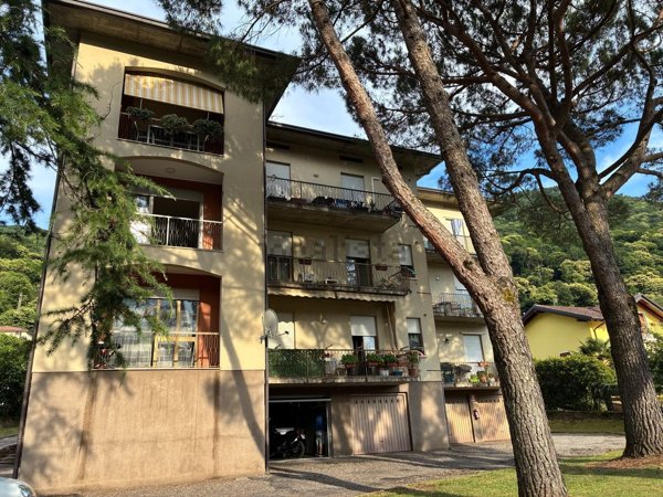 appartamento in vendita a Porto Ceresio