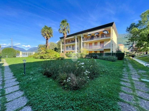 appartamento in vendita a Porto Ceresio in zona Bolletta