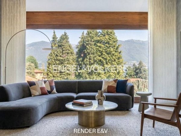 casa indipendente in vendita a Porto Valtravaglia