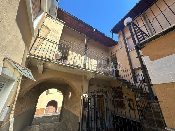 appartamento in vendita a Porto Valtravaglia