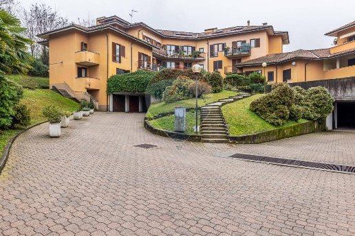 appartamento in vendita a Porto Valtravaglia