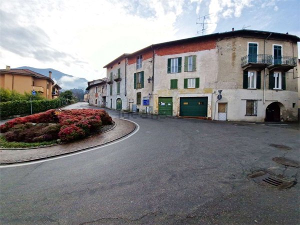 appartamento in vendita a Porto Valtravaglia