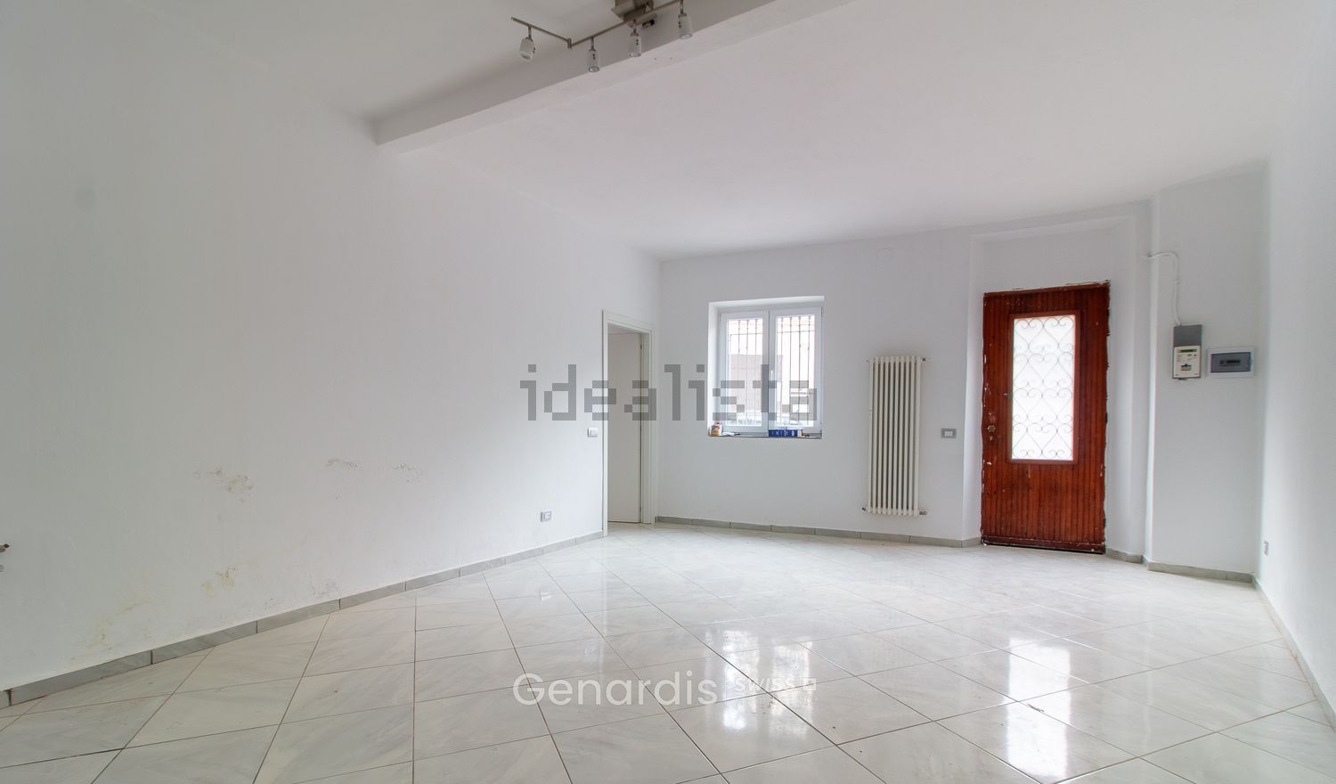 appartamento in vendita a Porto Valtravaglia