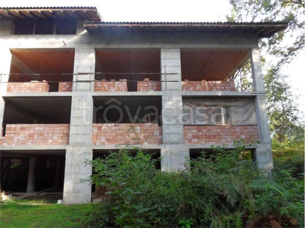 monolocale in vendita a Porto Valtravaglia