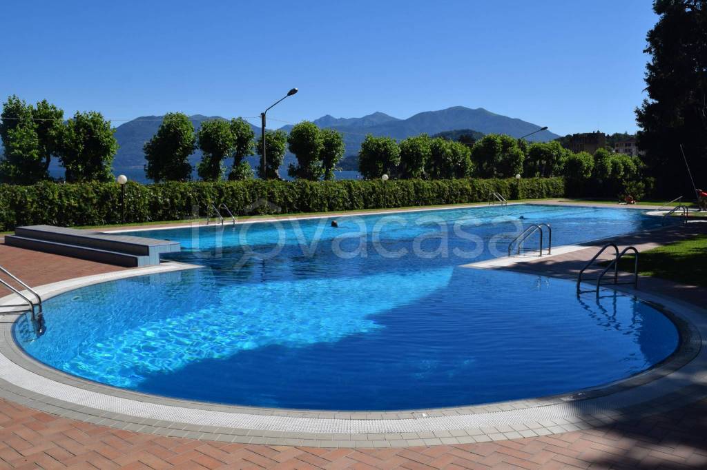 appartamento in vendita a Porto Valtravaglia