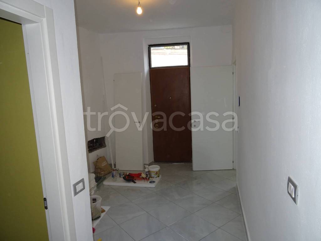 appartamento in vendita a Porto Valtravaglia