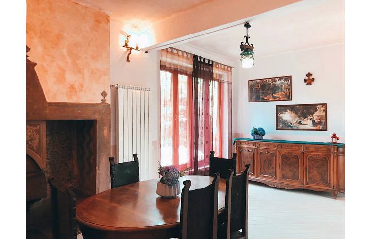 casa indipendente in vendita a Porto Valtravaglia