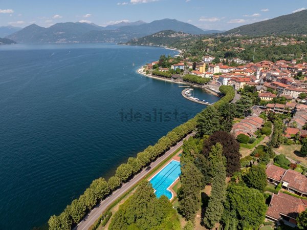 casa indipendente in vendita a Porto Valtravaglia
