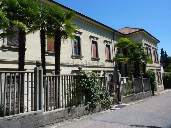 appartamento in vendita a Porto Valtravaglia