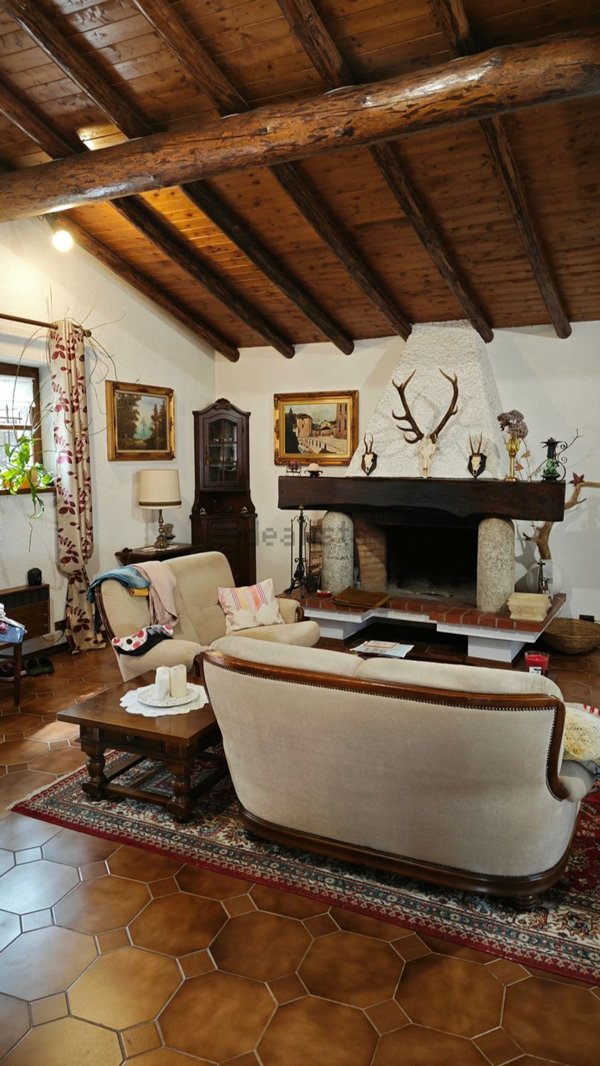 casa indipendente in vendita a Rancio Valcuvia