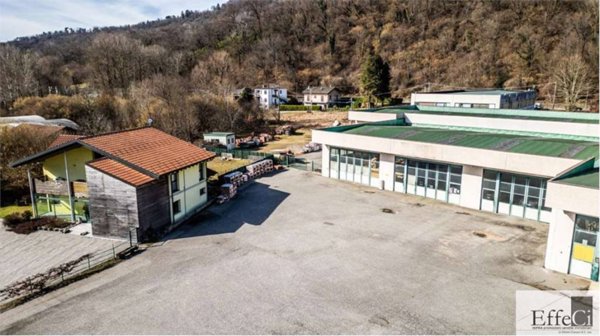 bivano in vendita a Rancio Valcuvia in zona Cantevria