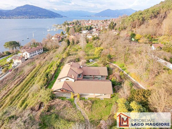 casa indipendente in vendita a Ranco