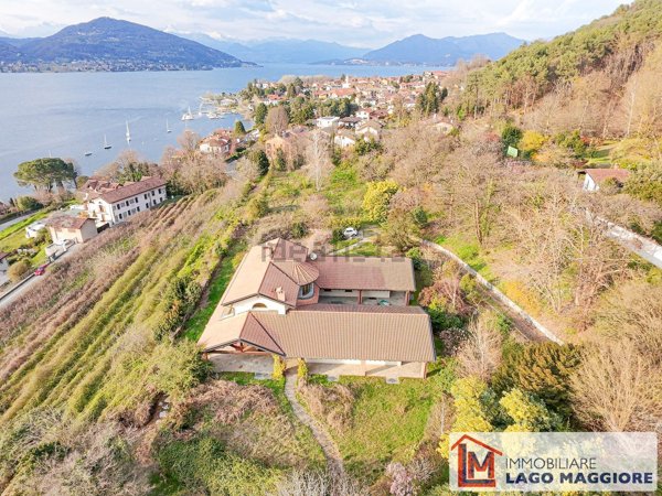 casa indipendente in vendita a Ranco