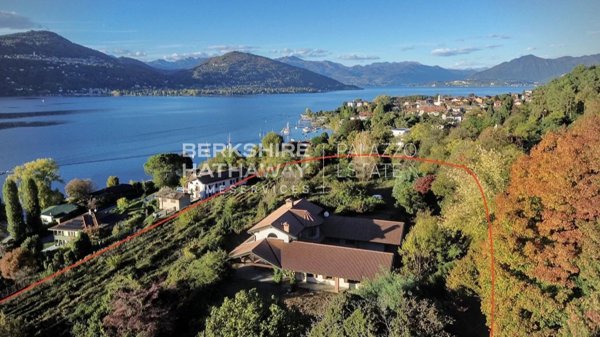 casa indipendente in vendita a Ranco