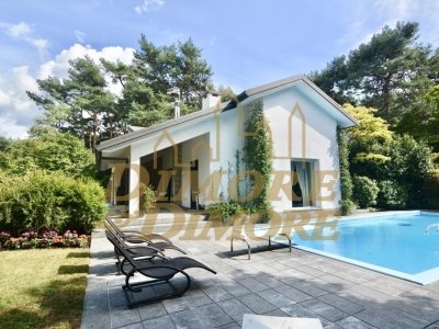 casa indipendente in vendita a Ranco