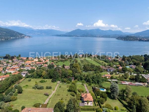 casa indipendente in vendita a Ranco