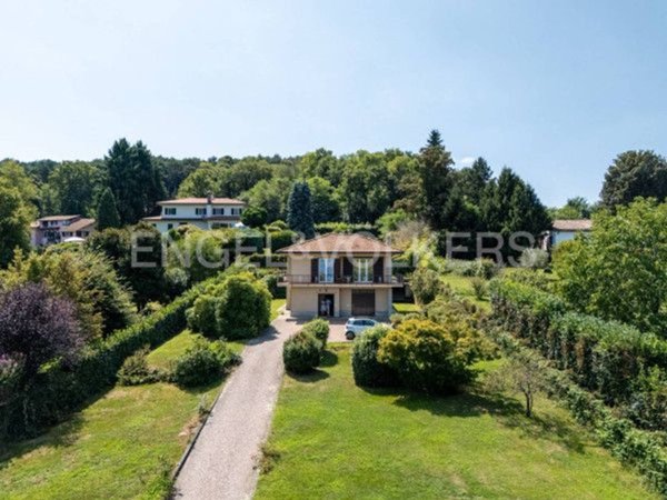 casa indipendente in vendita a Ranco