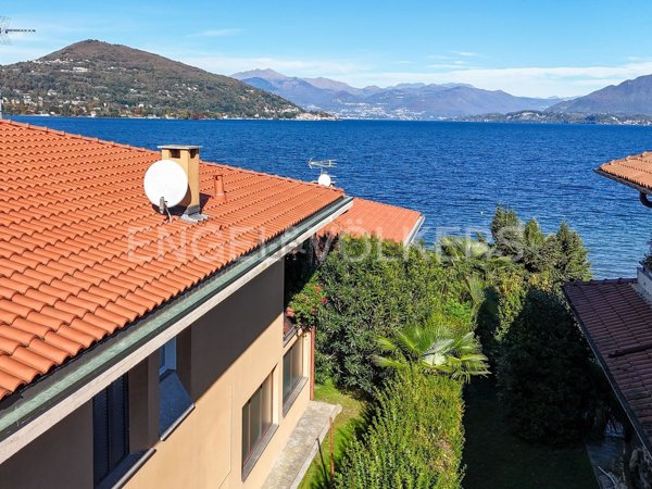 casa indipendente in vendita a Ranco