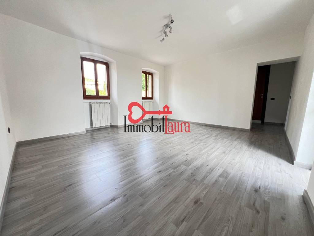 appartamento in vendita a Saltrio