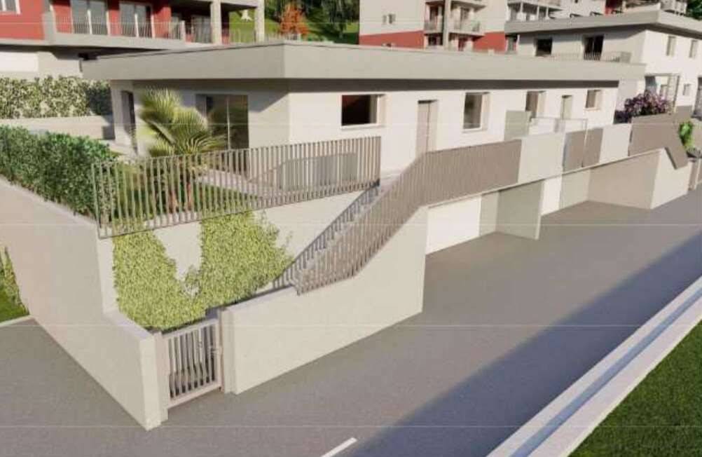 casa indipendente in vendita a Saltrio