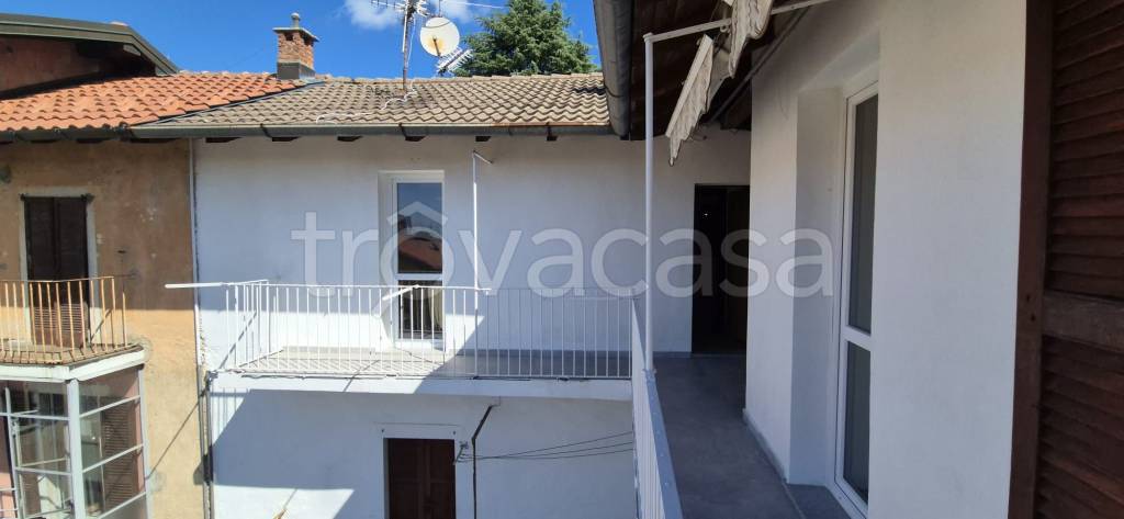 appartamento in vendita a Saltrio