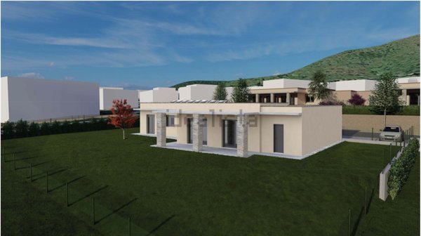 casa indipendente in vendita a Saltrio