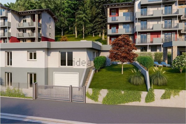 quadrivano in vendita a Saltrio